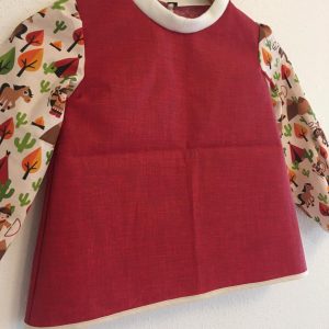 Tablier rouge - manches à motif 1
